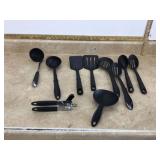 Kitchen utensil set made of black plastic Kitchen utensil set made of black plastic