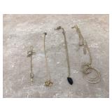 Faux gold-plated fashion jewelry Faux gold-plated fashion jewelry