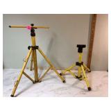 2 FOLDING TRIPODS - TOOLS