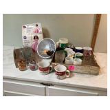 Retro coffee mugs and cake pan set