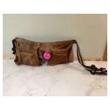 LEATHER CARPENTER’S TOOL BELT - TOOLS