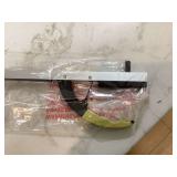 NEW 32 PISTOL GRIP REACHER