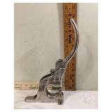 LEATHER PUNCH WITH ACCESSORIES - TOOLS