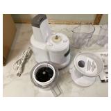 Efficient cold press juicer