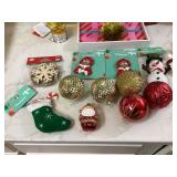ORNAMENTS   HOLIDAY DECOR