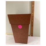 PLASTIC WASTE BASKET - HOUSEHOLD MISC