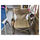 Durable lawn chair with table