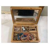 Decorative storage for jewelry items