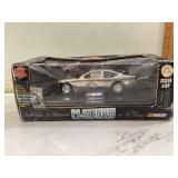 124 SCALE NASCAR PLATINUM CAR #6