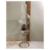 ANTIQUE OIL LAMP - VINTAGE