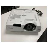 EPSON H672A LCD PROJECTOR - WORKS