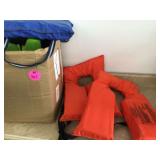 3 LIFE VESTS