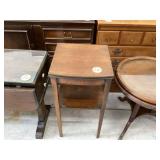 MID CENTURY MODERN FURNITURE - TABLE