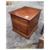 MID CENTURY MODERN FURNITURE - TABLE