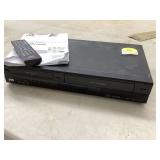 JVC DVD VHS PLAYER WITH REMOTE
