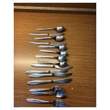 12 piece set of Oneida stainless steel cutlery