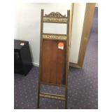 WOOD DISPLAY EASEL - HOUSEHOLD MISC