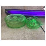Vintage uranium glass set