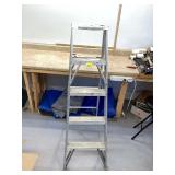 5 ALUMINUM STEP-LADDER - TOOLS