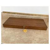 Rectangle wooden box with lid medium sized