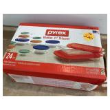 Brand new Pyrex bakeware set in original packaging