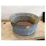 METAL TUB - HOUSEHOLD MISC