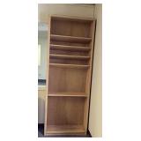 Bookshelf, 6 shelves, oak finish. 7