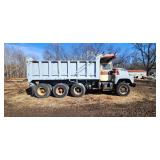 1978 Mac Tri-Axel Dump truck (RUNS) 