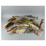 Quantity of Decorative Wooden Fish & Lures