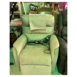 Electric lift chair 