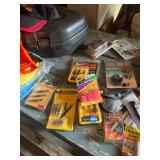 Several new old stock items mechanical broad heads 