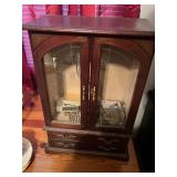 Jewelry box
