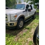 bobcat s175 skidsteer with pallet forks and bucket