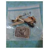 Metal belt buckles.