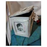 Ammo box w/welding clamps, squares &level.