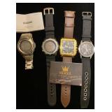 Menï¿½s chunky wristwatches