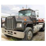 1989 Mack R600K Semi Tractor