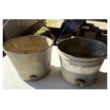 VTG Calf Feeding Buckets