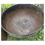 Large 3 Leg Cast Iron Kettle