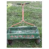 Scottï¿½s Turf Builder Spreader