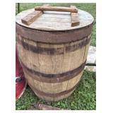 VTG Whiskey Barrel with Lid