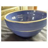 Blue Bee Hive USA 7" Crock