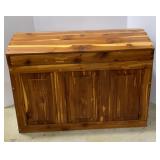 Red Cedar Trunk 27.5x16x20