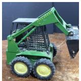 Ertl John Deere Skid Loader