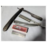 Straight Razor & Trimmer,