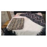 3 Table Runners, 1 Matt, 2 Rugs, 1 Tote