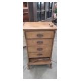 Small Vintage 5-Drawer Chest of Drawers