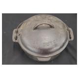 Antique Griswold No 7 Tite-Top Dutch Oven
