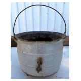 Porcelain Cast Iron Cauldron/Kettle w/Wire Bale