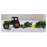 John Deere Toy Tractor, Combine &